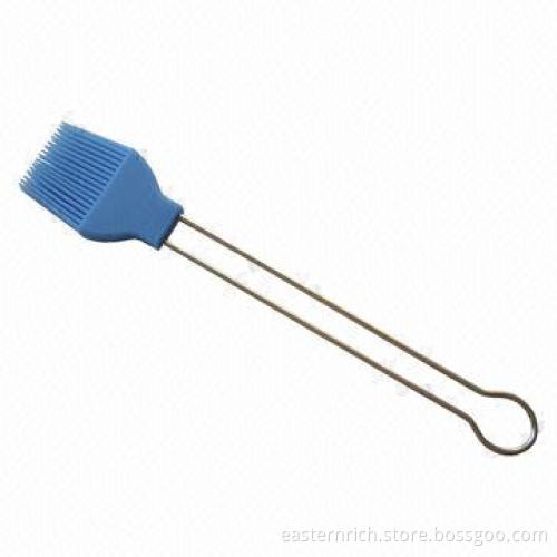 Silicone brush, wire handle, chrome-plated, sized 24x4.5x1.2cm
